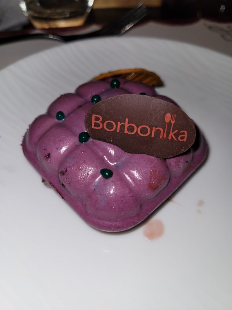 Borbonika, Naples