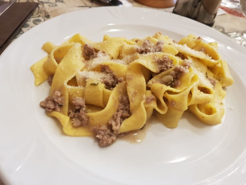 Tagliatelle Al Ragù Di Vitello - Al Passatore, Ravenna