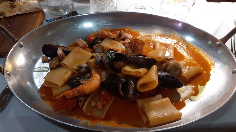 Paccheri allo scoglio - Osteria Romana, Rome