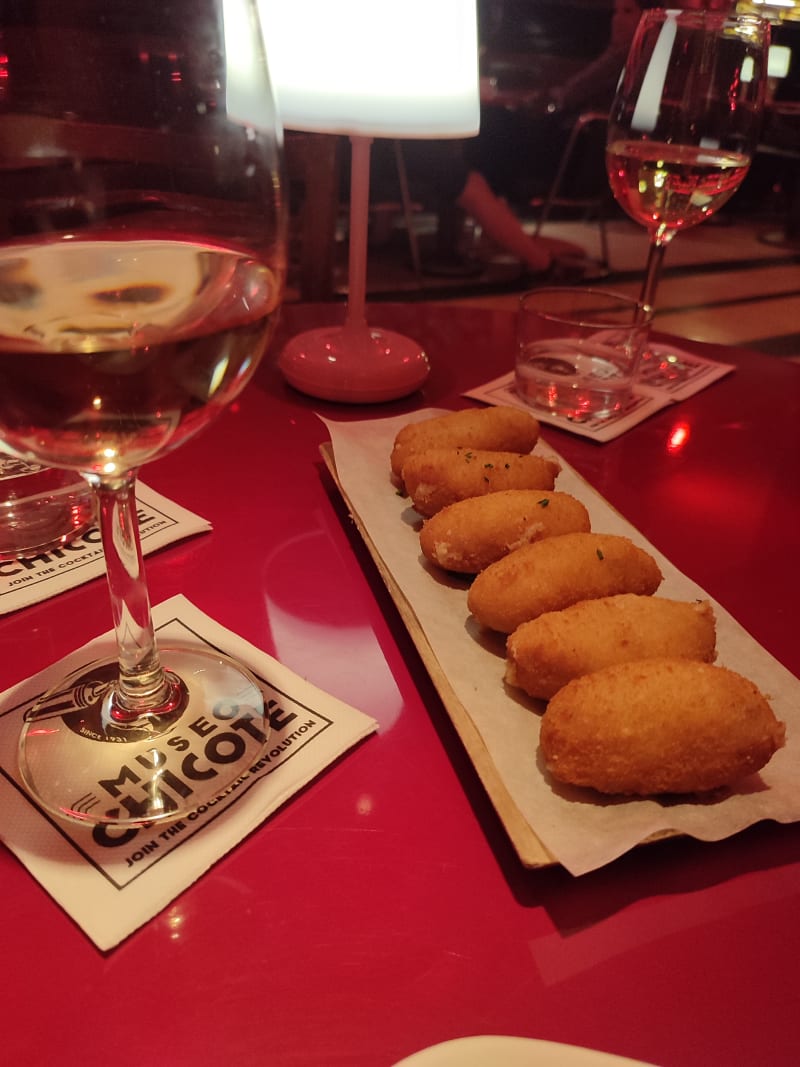 Croquetas - Museo Chicote, Madrid