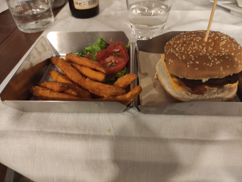 Cheeseburger - Love is Dolce Vita, Torvaianica