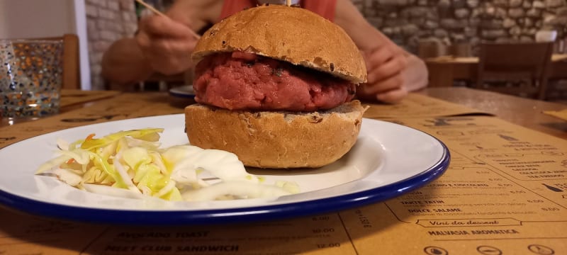 Meet Hamburger Gourmet, Parma