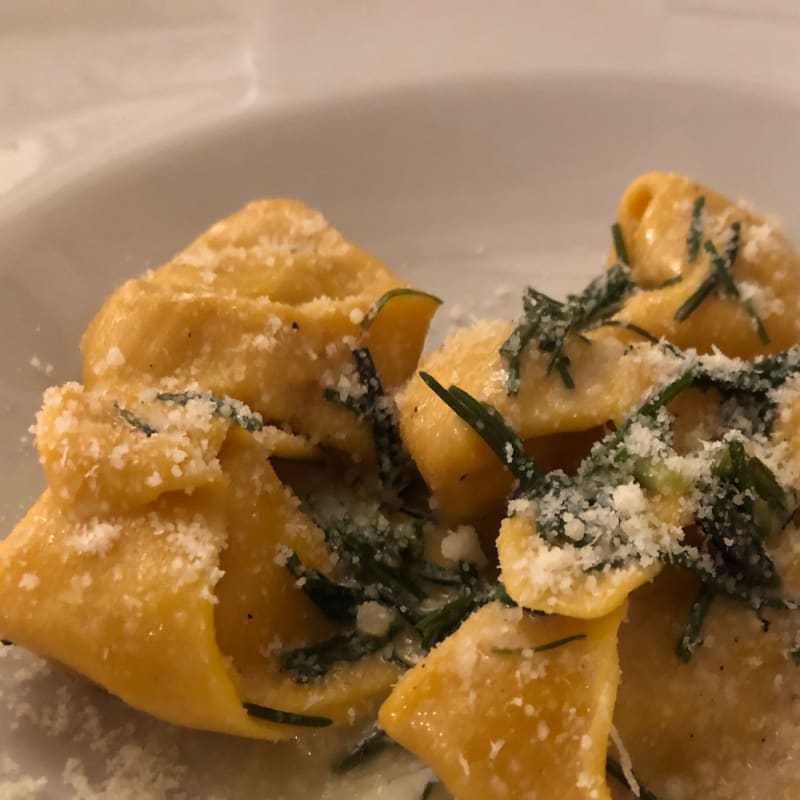 Ravioli di zucca, burro e agretti - Laghetti Wine & Food, Chieri