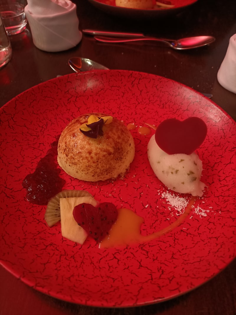 Le Cocon Double Tree by Hilton in SaintPriest Restaurant Reviews