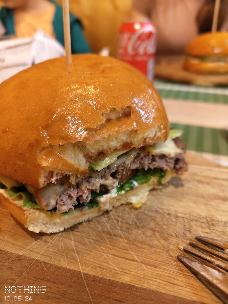 Shanu's Burger, Lisbon