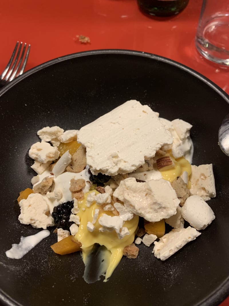 Desert Pavlova  - Bioesserì Brera, Milan