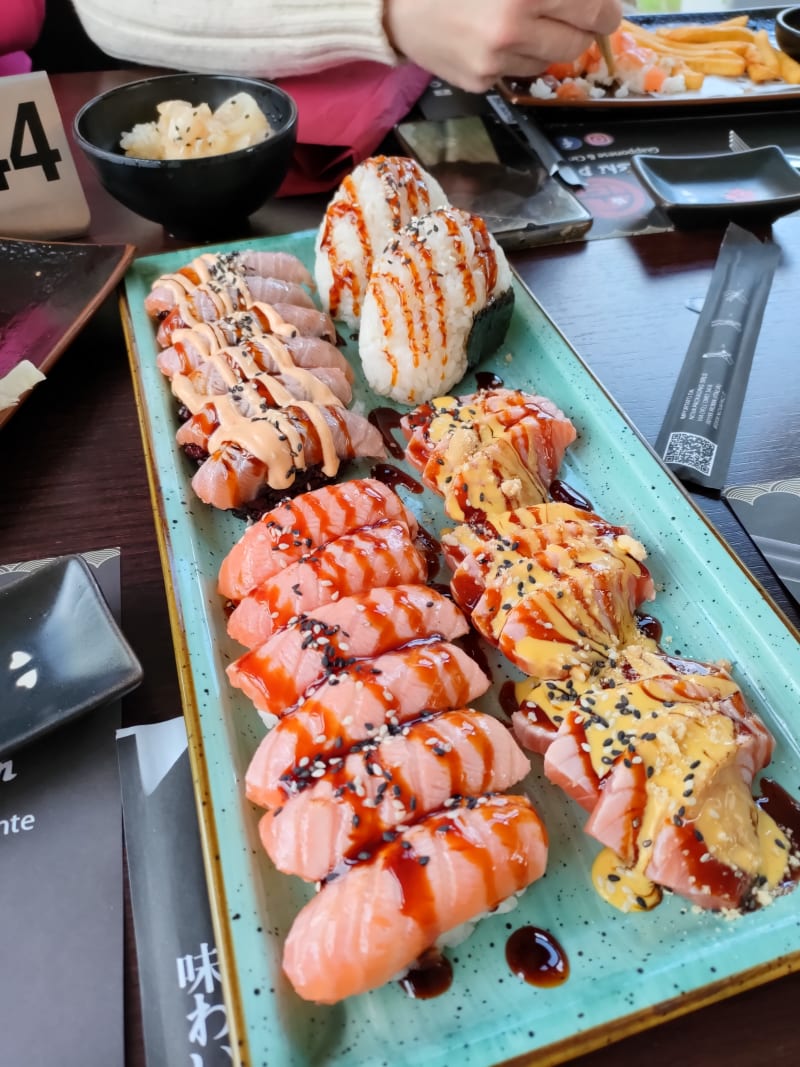 Sushi Dragon, Aversa