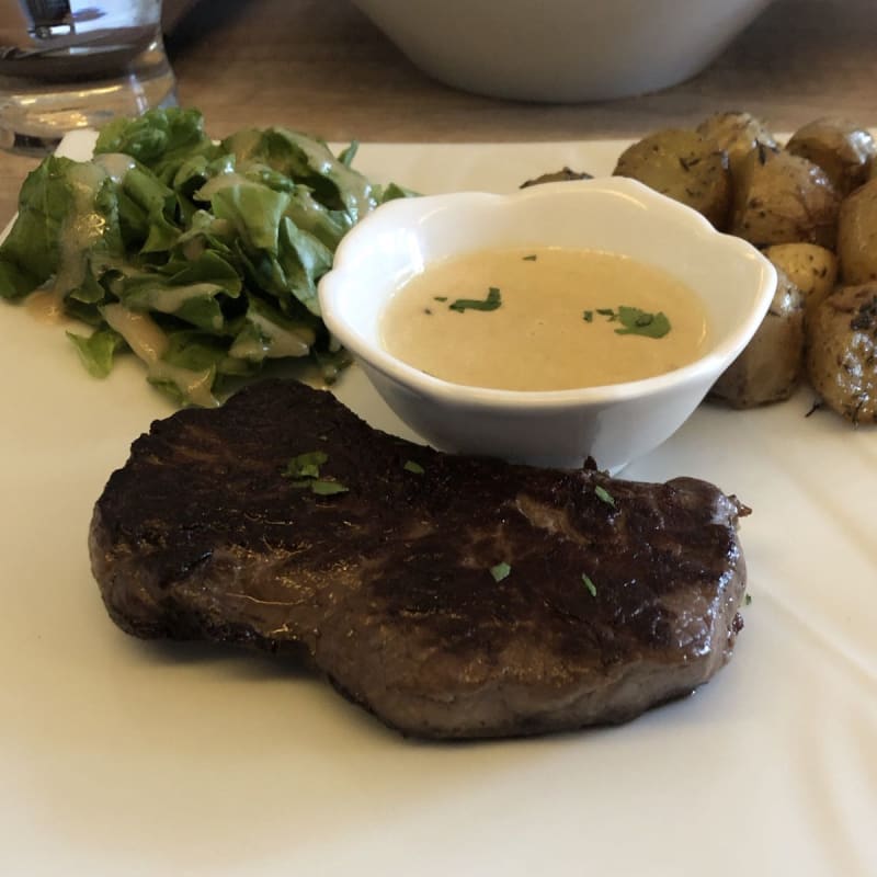 Viande extrêmement tendre, sauce maîtrisée. - Le Refuge, Palaiseau