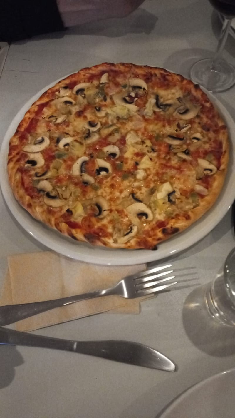 Pizzería Arezzo, Madrid