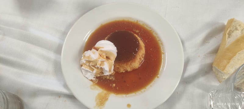 Flan de huevo - New Niagara, Segovia