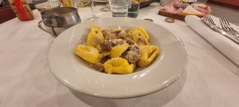 Tortelloni ai porcini - Trattoria Rivabella al Parco Verde, Monte San Pietro