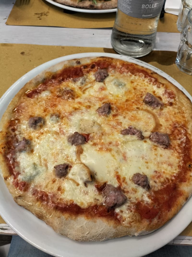 Liberi Pizzeria, Camaiore