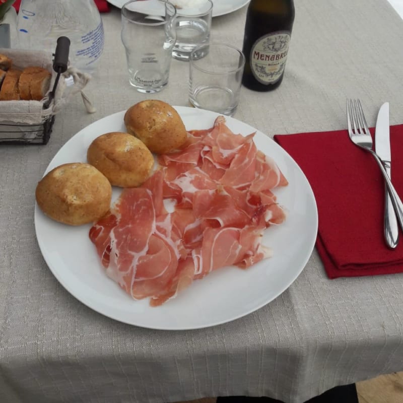 Focaccine com prosciutto crudo - La Gruba