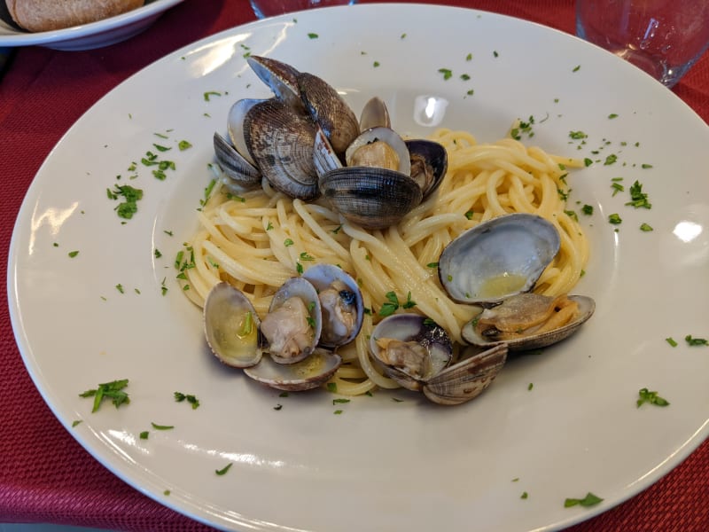 Linguine alle vongole  - Vac è Press, Magenta