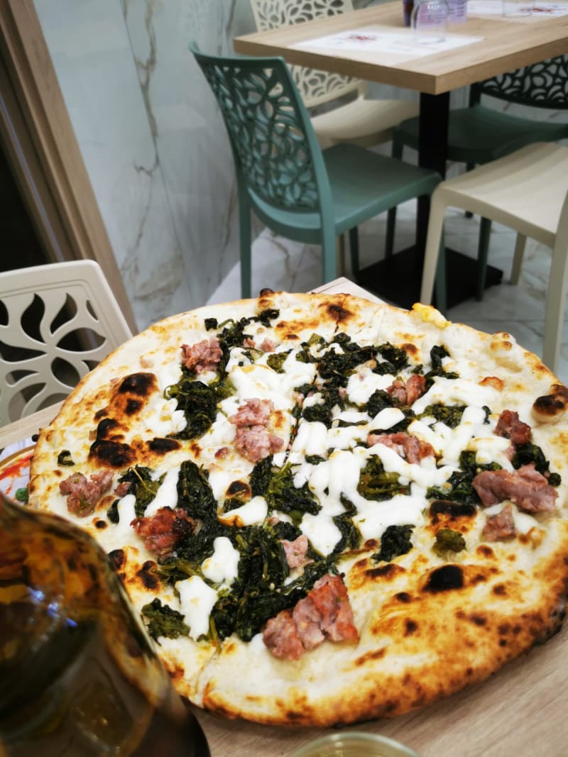 Magn' Pizz', Naples