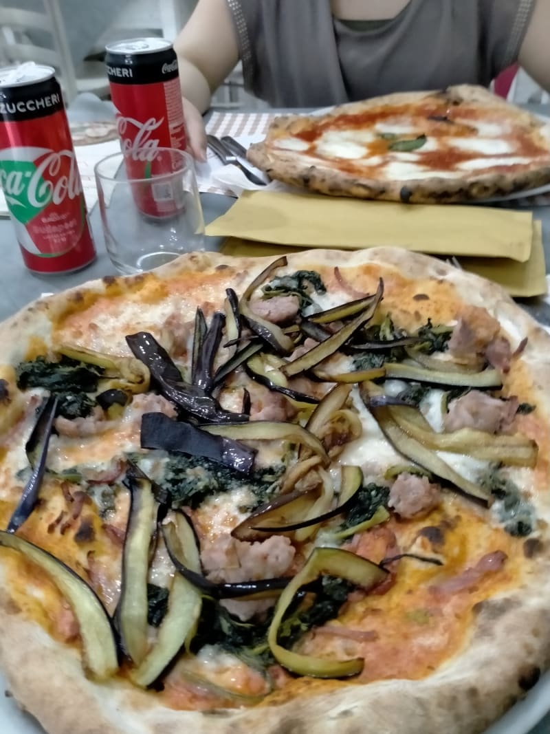 Pizza fantasia - Magn' Pizz', Naples