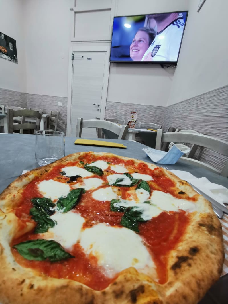 Margherita Con bufala - Magn' Pizz', Naples