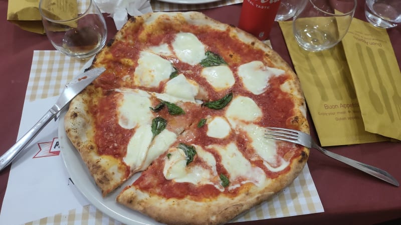 Magn' Pizz', Naples