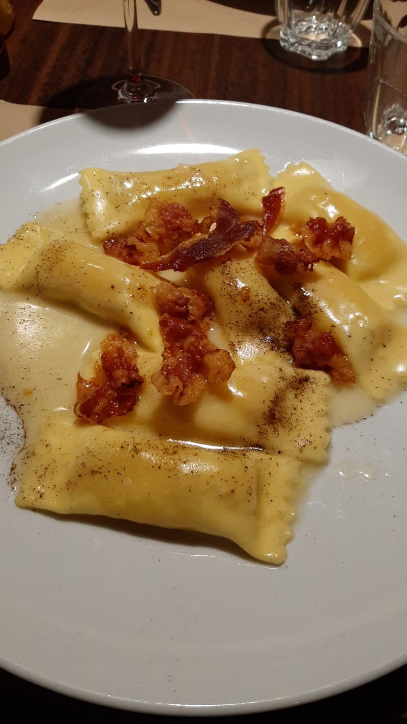 Osteria Urbana Vino & Cucina in Locate Di Triulzi Restaurant