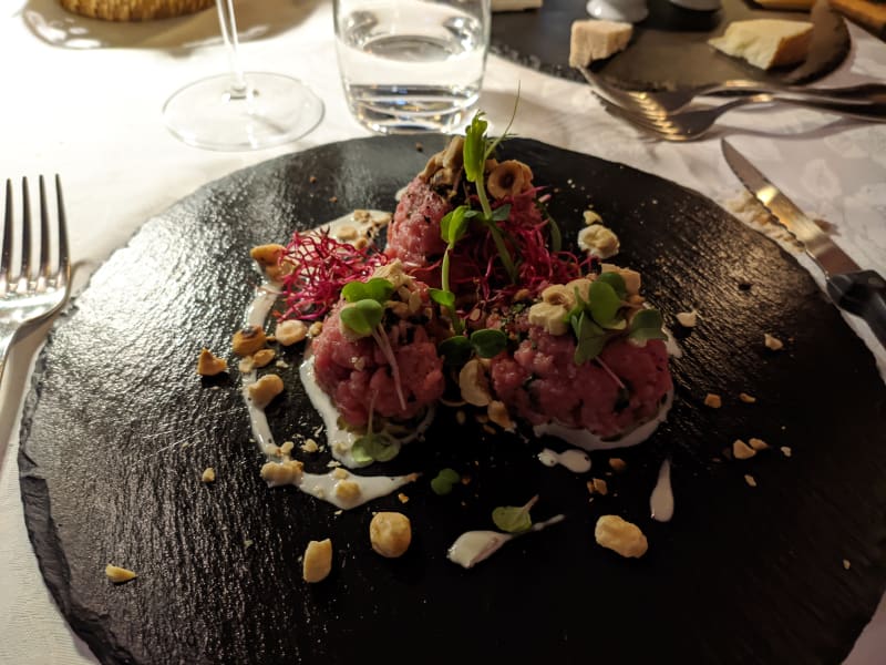 Tartare con bagna cauda e nocciole - Trattoria Da Gina, Rovato