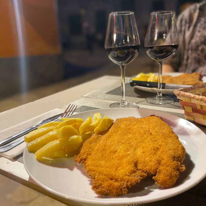 Cachopo de pollo con jamón y queso  - Nigola, Madrid