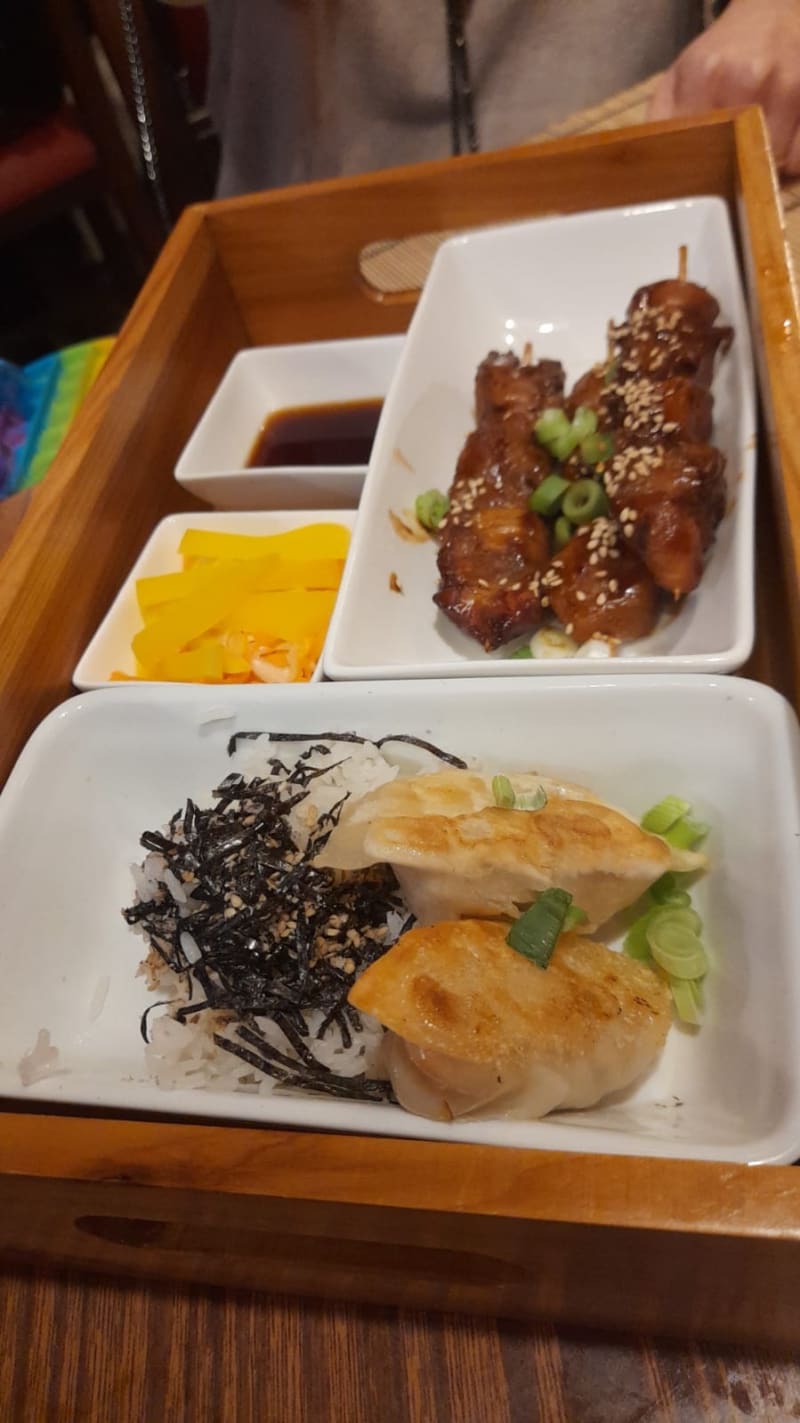 Yakitori, Ixelles