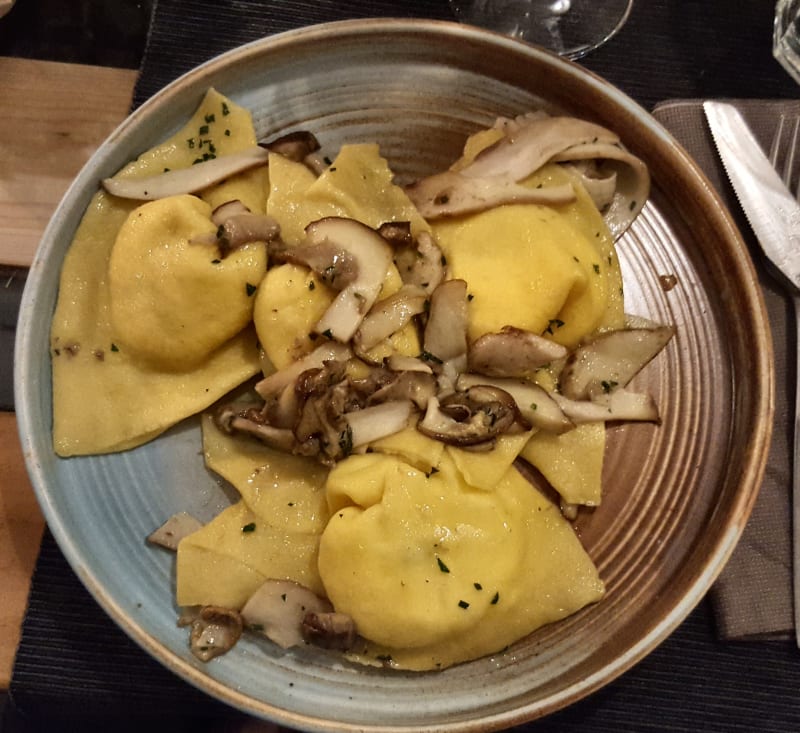 Tortelli  di burrata con porcini - Folletto Bistrot, Prato