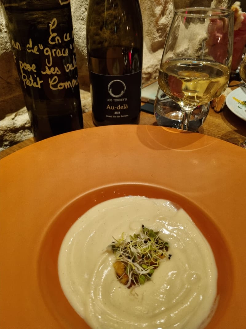 Le Petit Commines in Paris Restaurant Reviews, Menus, and Prices