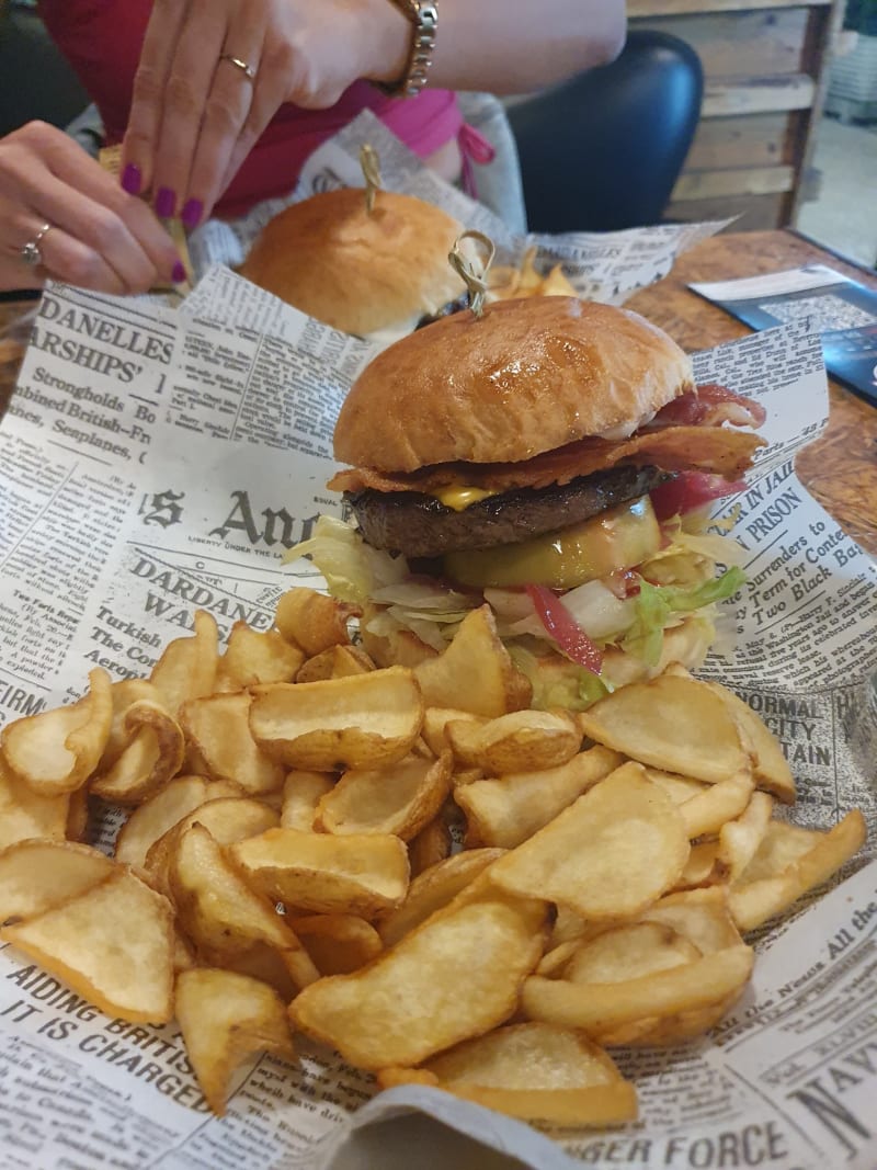 Pony Burger, Rome