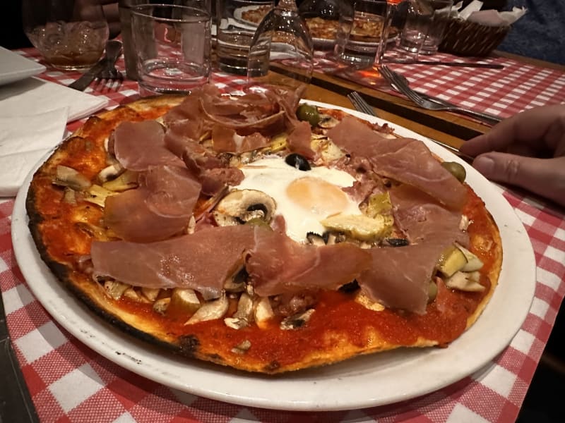 Pasta e fagioli, Paris