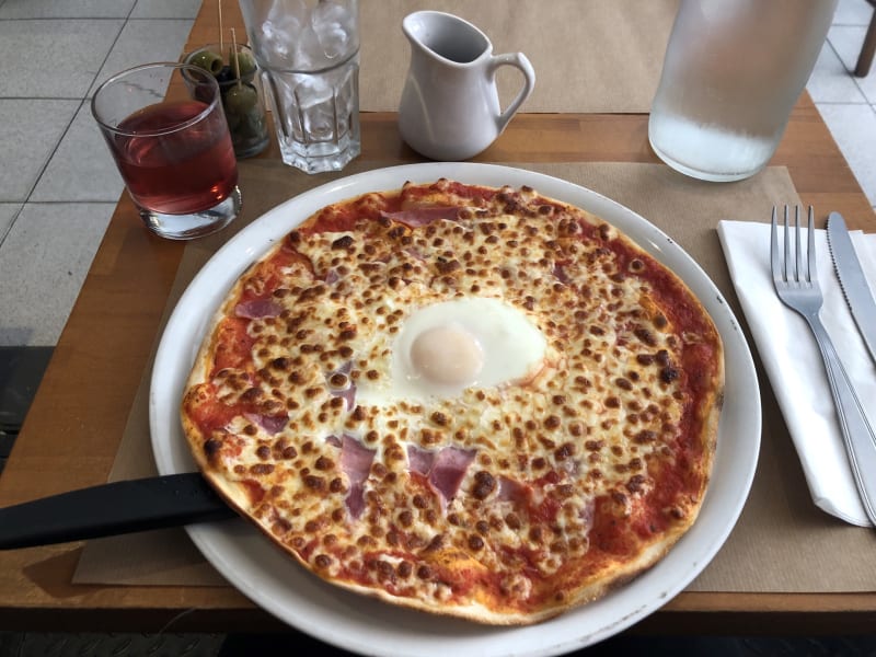 Pasta e fagioli, Paris