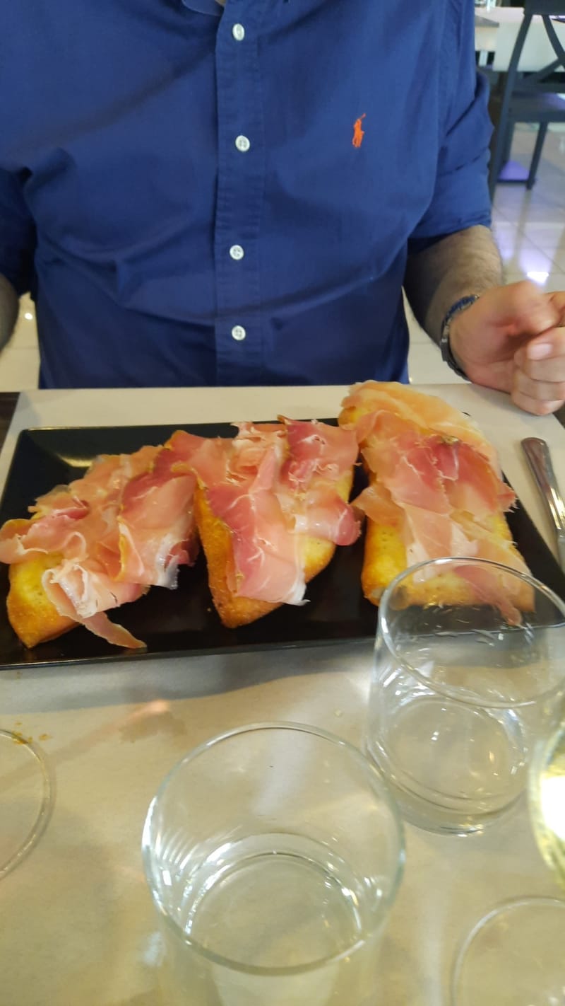 Frittelline con prosciutto - Avà Quò Cattolica - Specialità Abruzzesi, Cattolica