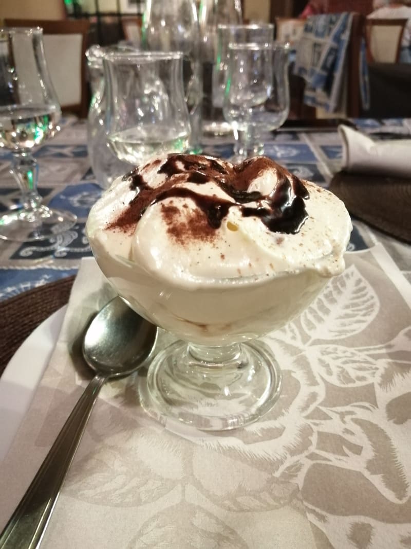 Dessert del giorno, tiramisù - La Brasserie sul mare, Montesilvano