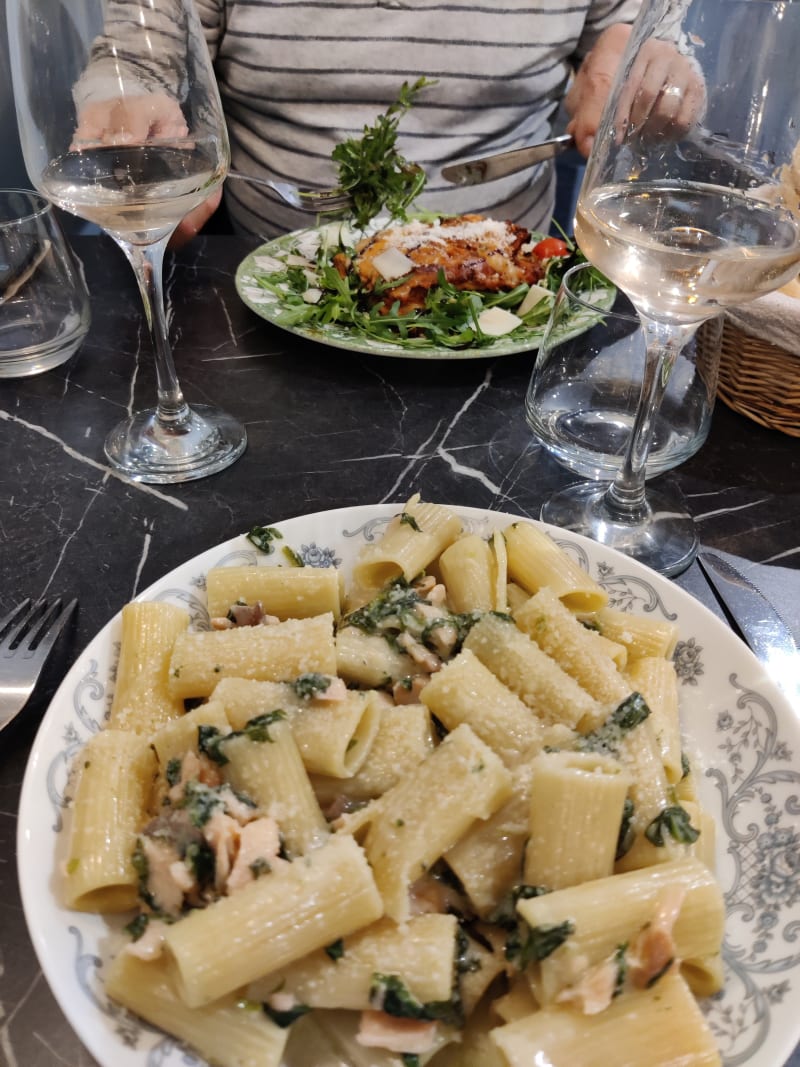 Rigatoni salmone e spinaci - Delizia, Brunoy