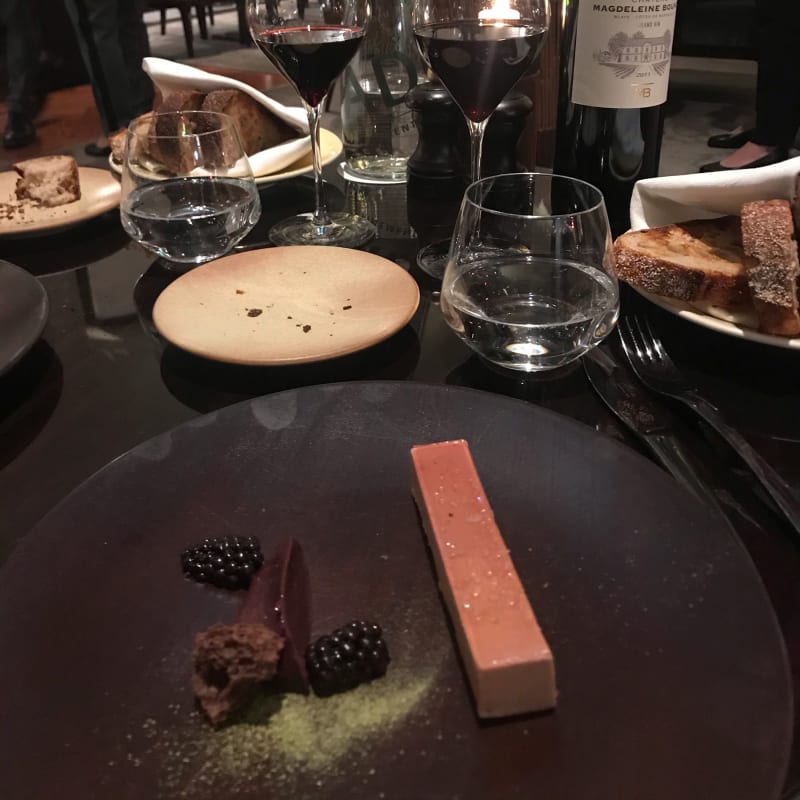 Fois gras vendéen en gelée, poivre de Sarawak et mûres fraîches. - Le Saint-Germain - Hôtel Lutetia, Paris