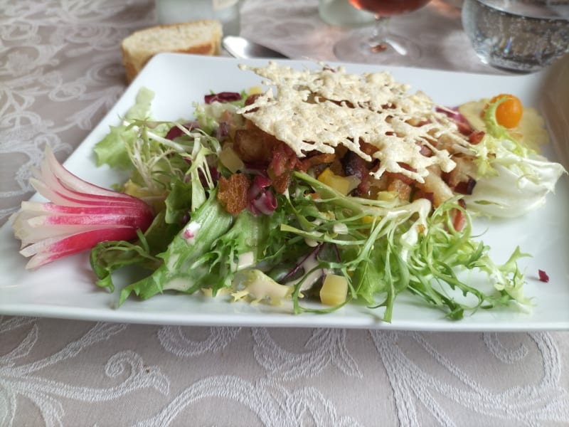 Salade comtoise  - L'Auberge Fleurie