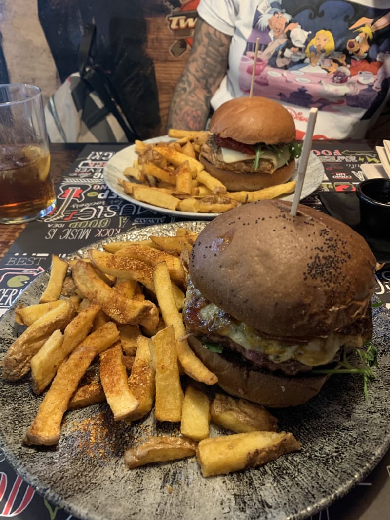 Twister Rock&Food Carrascal in Leganés Restaurant Reviews, Menu and