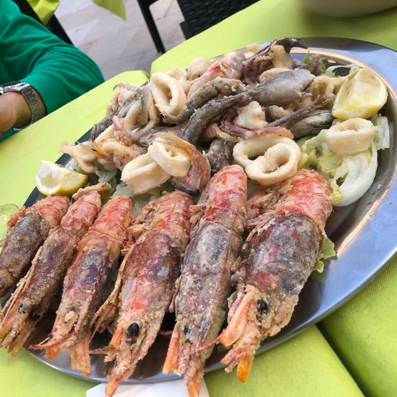 Frittura di pesce maxi  - Bio 72 - Cucina Tipica Pugliese, Bari