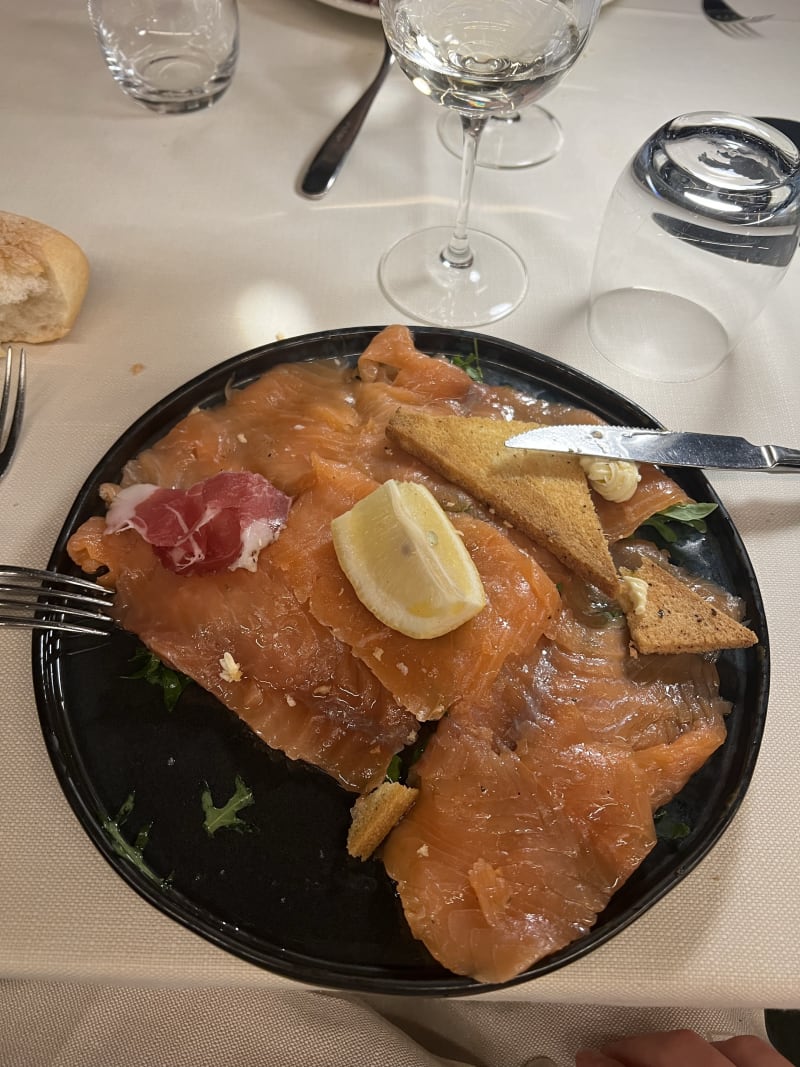 CARPACCIO DI SALMONE AFFUMICATO - Ristorante La Torre