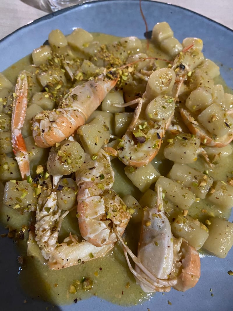 Gnocchi Agli Agrumi Con Scampi E Granella Di Pistacchio  - Puerto Fino Restaurant, Rome