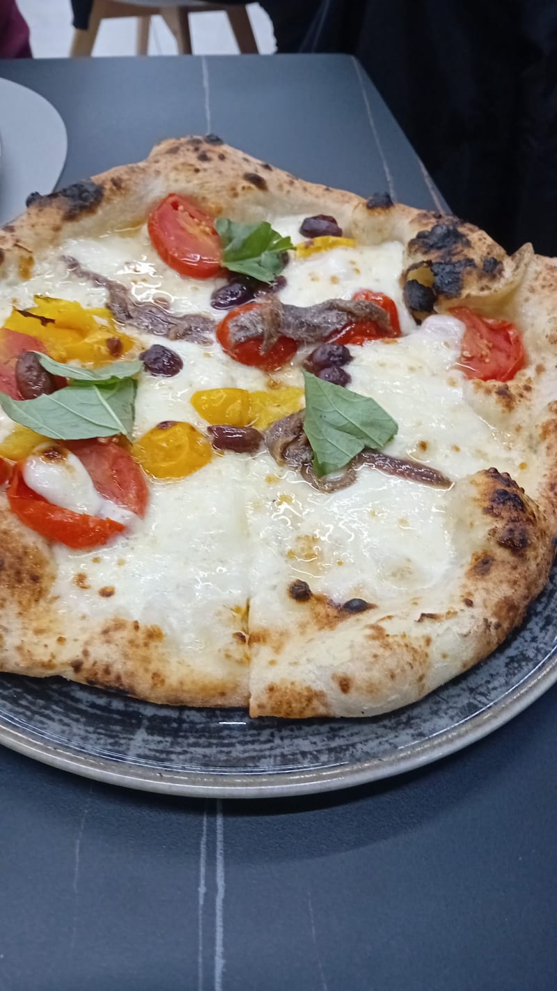 Pizzeria Fornarì, Naples