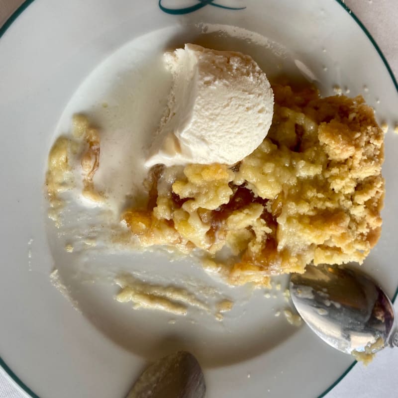 Tarta de manzana caliente con helado - Beira Mar, Cascais