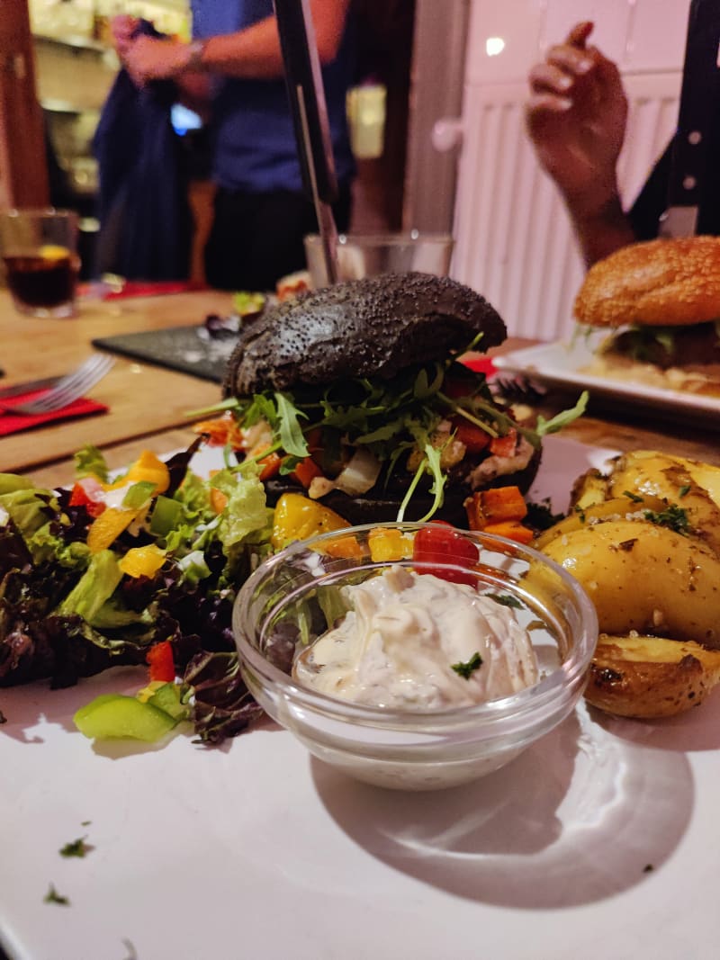 Restaurant Les Pénates Restaurant & Wine Bar Tapas (Flagey) à