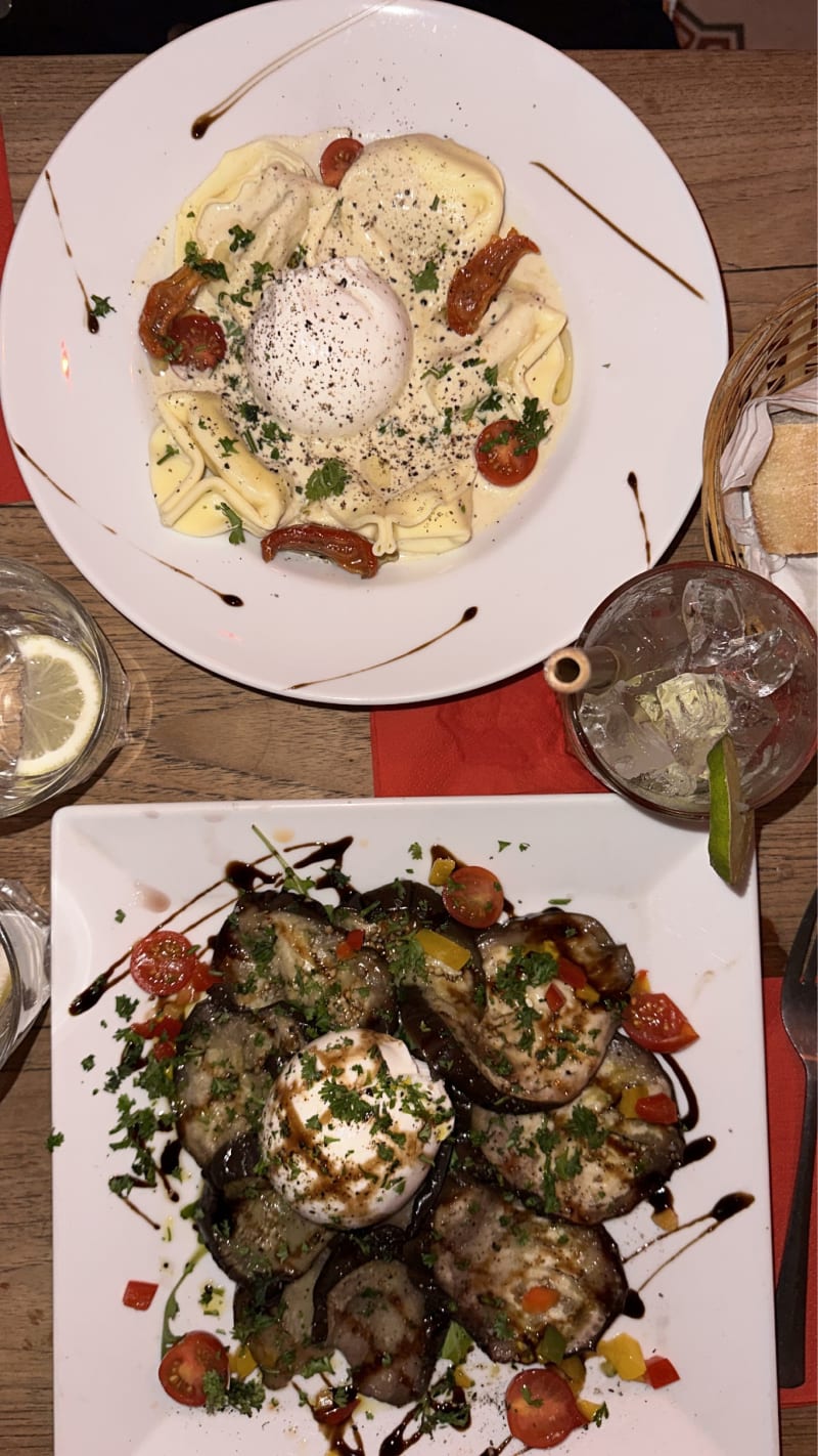 Les Pénates Restaurant & Wine Bar Tapas (Flagey) in Ixelles