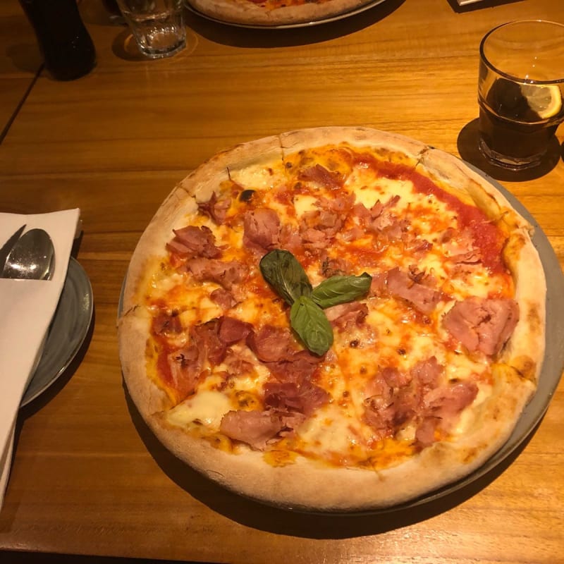Pizza margarita com fiambre  - Forno Nero - Ristorante Pizzeria, Faro