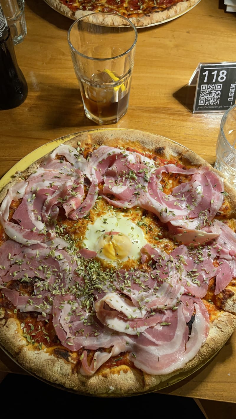 Pizza Panceta & Egg - Forno Nero - Ristorante Pizzeria, Faro