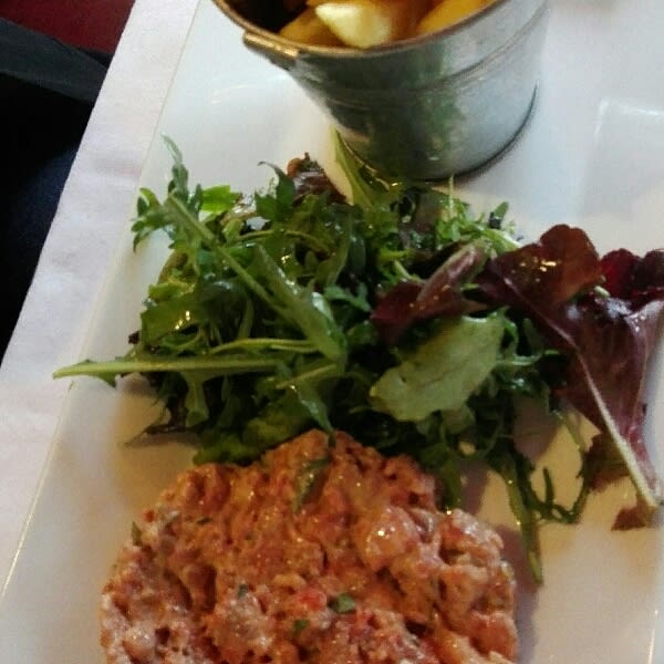 tartare de boeuf - La Guinguette de Neuilly, Neuilly-sur-Seine