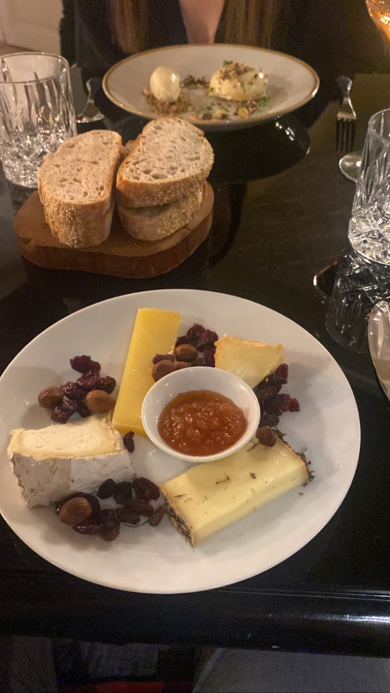 Assiette de fromages  - Château de Sacy