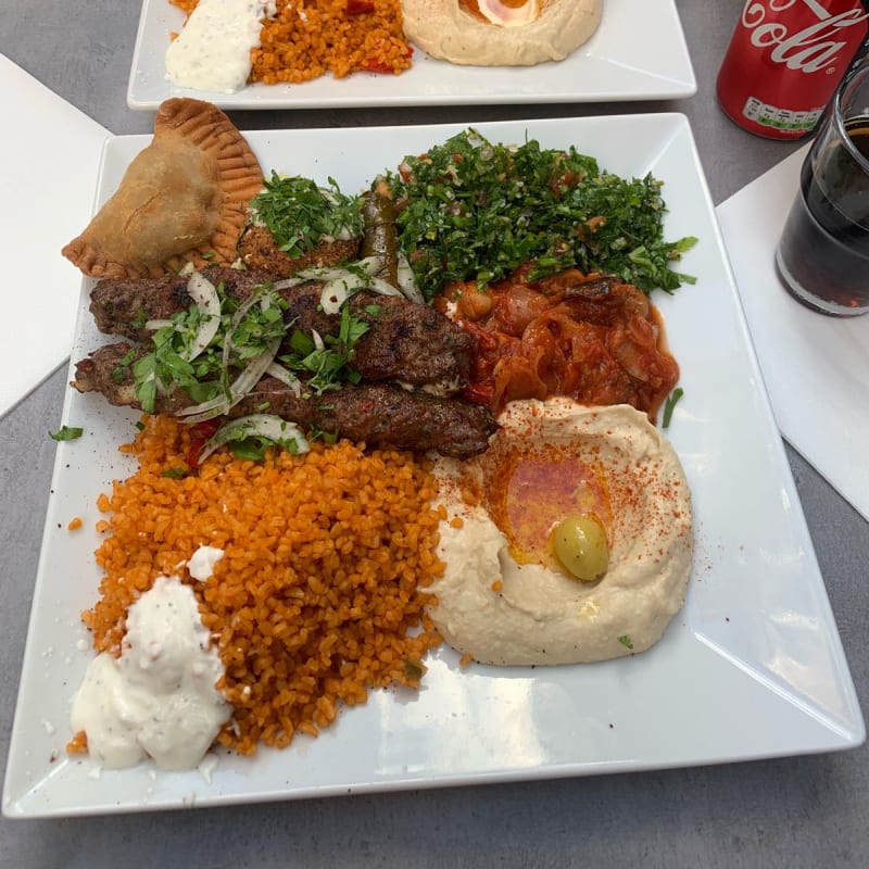 Un peu de tout. Excellente découverte  - Falafilo, Strasbourg