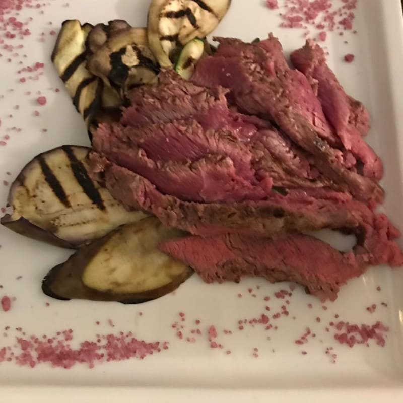 Tagliata di manzo con verdure... tenerissima! - Lupo De Lupis